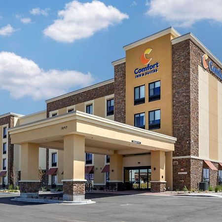 Comfort Inn & Suites Bennett Strasburg Екстериор снимка